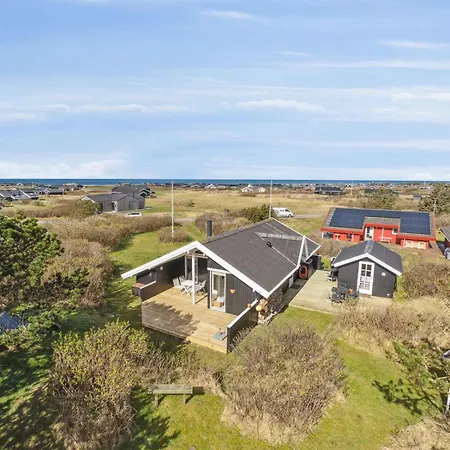 度假居 Charming With Sea View